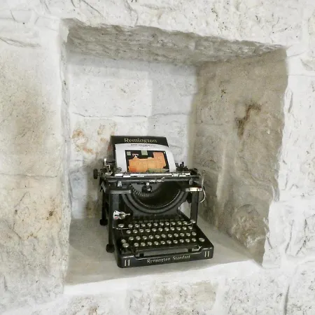 Trulli Caroli Guest house *