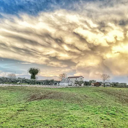 Trulli Caroli Penzion *